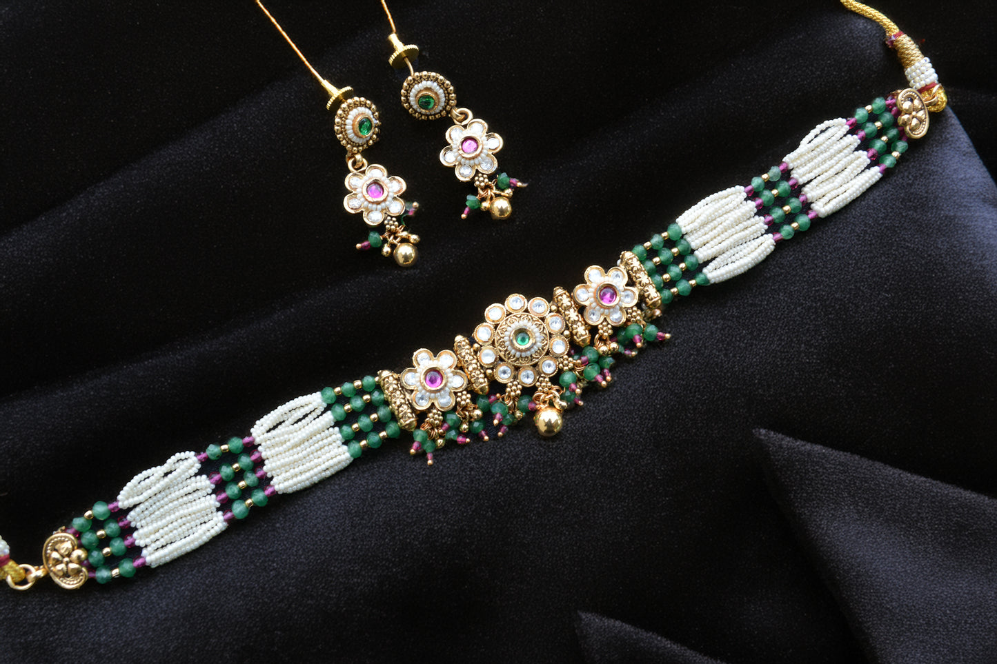 Green kundan choker necklace