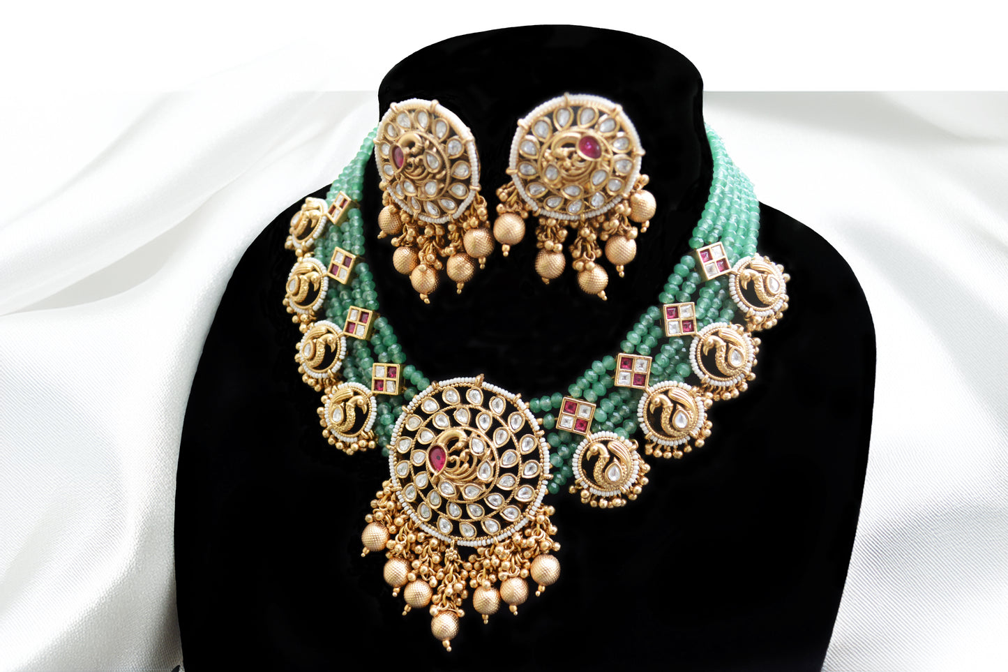 Matte Gold Finish Kundan Polki & Kemp Stone Necklace Set