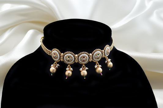 Fine Gold Finish Kundan Choker